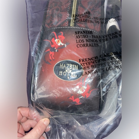 HAZBIN HOTEL MINI BACKPACK - Picture 8 of 8